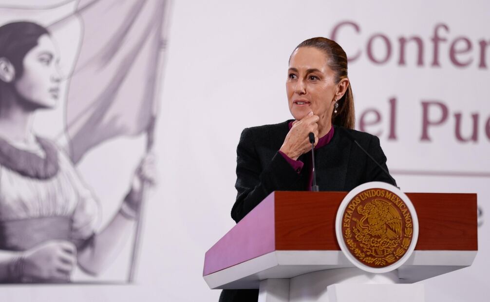 La presidenta Claudia Sheinbaum aseguró que el boxeador Julio César Chávez Jr fue deportado a México y se informó que llegaría a nuestro país, luego de que en julio fuera detenido en California, Estados Unidos, porque cuenta con orden de aprehensión por presuntos nexos con el Cártel de Sinaloa. Foto: Diego Simón / EL UNIVERSAL