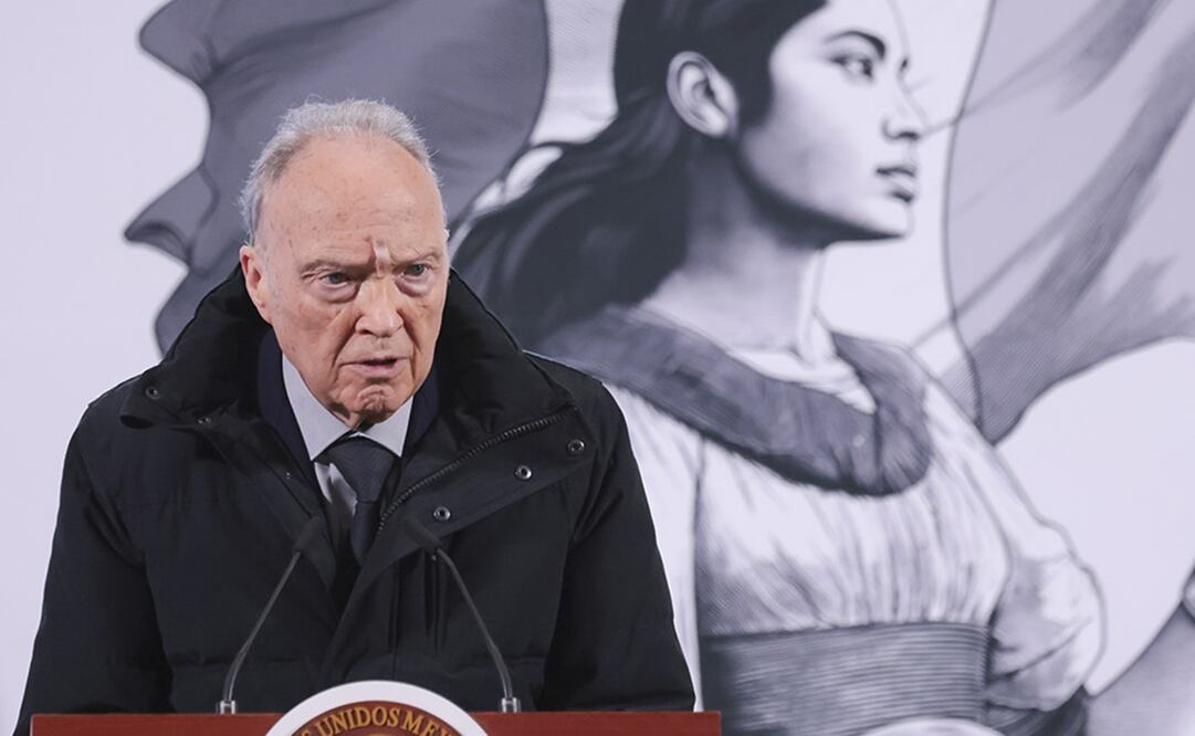 Alejandro Gertz Manero en la conferencia matutina de Claudia Sheinbaum el 28 de enero de 2025. Foto: Presidencia