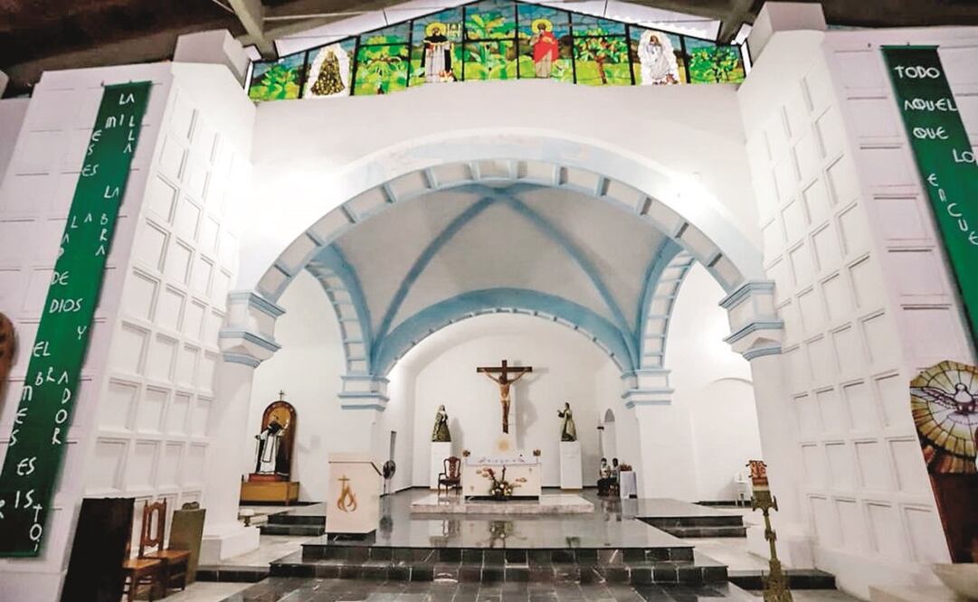 En junio se hizo la entrega simbólica de la Catedral y Parroquia del Ex Convento Dominico de Santo Domingo Tehuantepec, en Oaxaca. Foto: Cortesía. Secretaría de Cultura