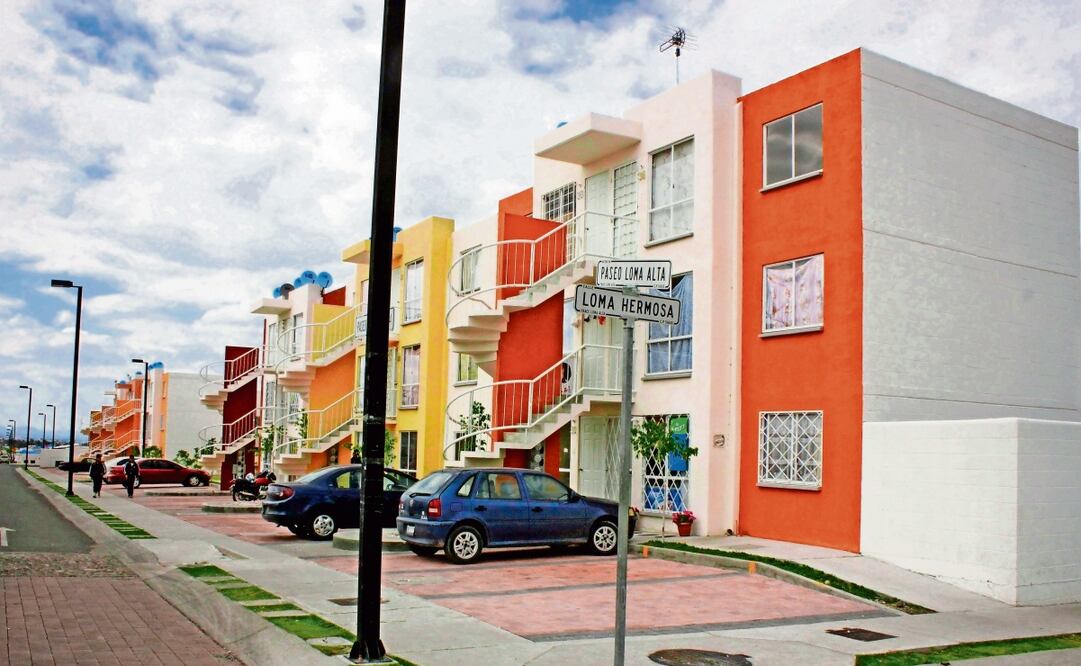 El Infonavit contempla utilizar ingresos para la construcción de vivienda que se pueda rentar a los cuentahabientes. Foto: Archivo EL UNIVERSAL