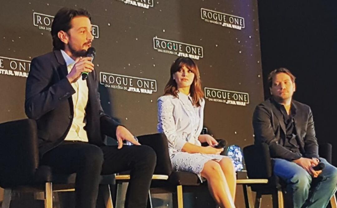 Le costó trabajo improvisar en inglés FOTO: @StarWarsLATAM 