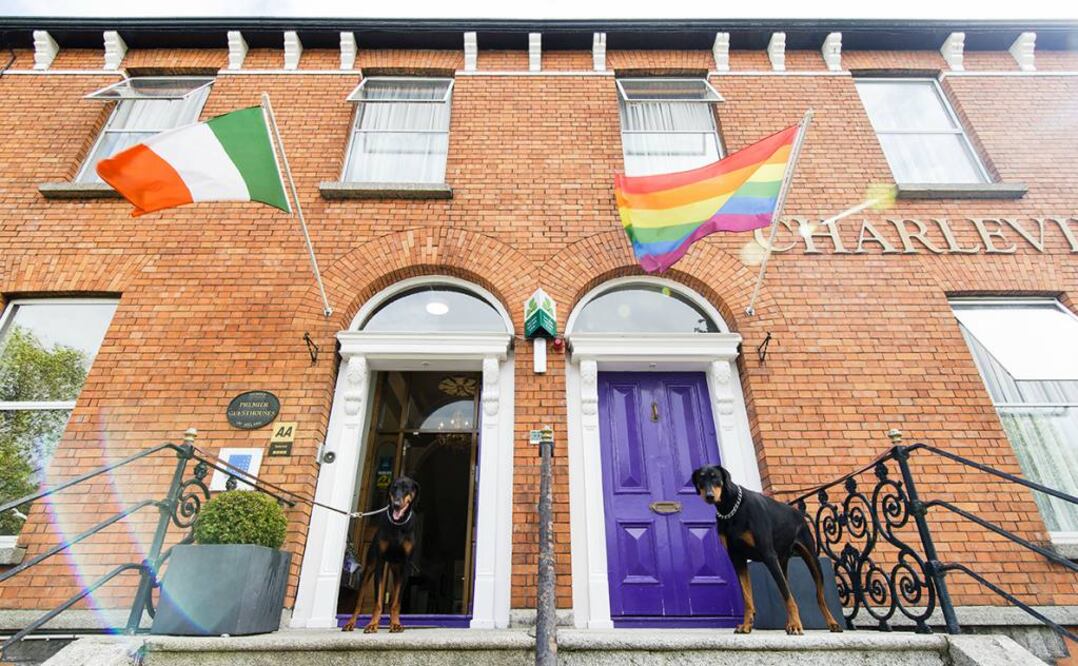 El dueño del hotel, Paul Stenson, decidió vetar a bloggeros de su hotel. 