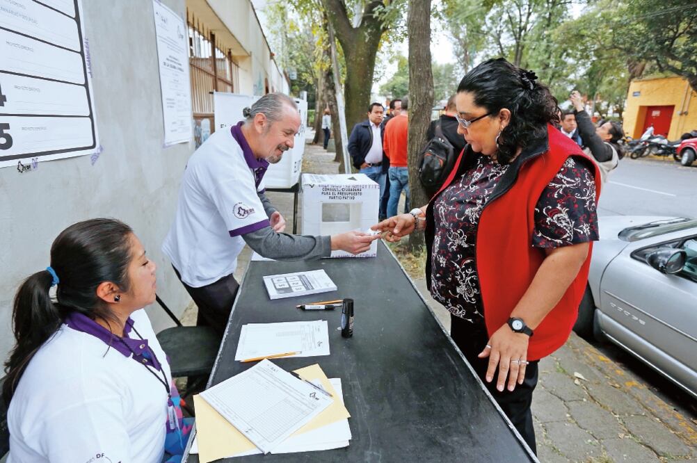De los ciudadanos del Distrito Federal, 75% no conocen que tienen derecho a elegir en qué se gastan los fondos (ESPECIAL)