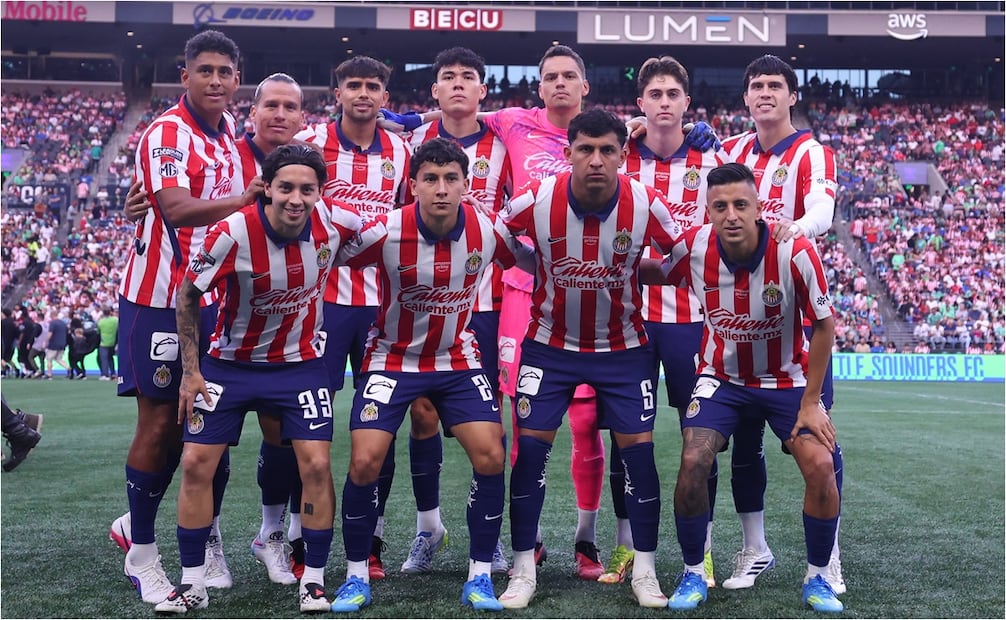FOTO: ESPECIAL - El 11 de Chivas para el juego de la Leagues Cup