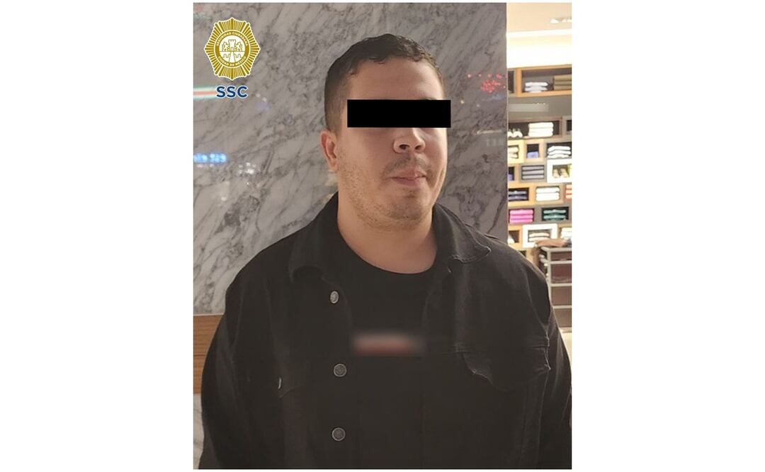 Detienen a “Fardero” por robo de más de 100 mil pesos en ropa en el centro comercial Torres de Satélite. Foto: Especial