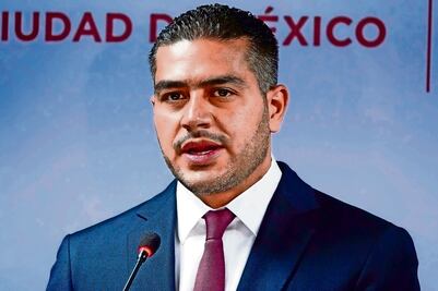 García Harfuch debe dejar la SSC si va por la candidatura de la CDMX