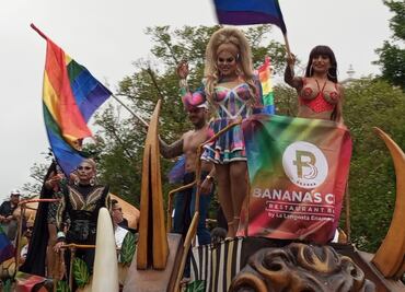 Con la exigencia de poner fin a la discriminación y los abusos, realizan marcha LGBT+ en Mérida