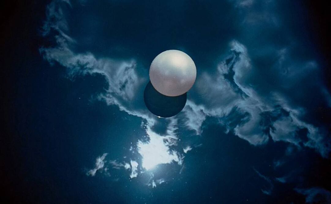 "Pelota en agua" (1994), de Gabriel Orozco, uno de los artistas cuyas obras serán exhibidas en el Museo Jumex. (FOTO: © Gabriel Orozco)