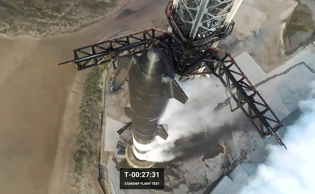 Prueba inaugural de Starship en el segundo intento en las instalaciones de lanzamiento de SpaceX en Boca Chica, Texas. Foto: EFE