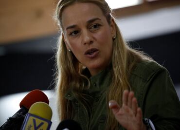 "Dictadura me prohibió salir para que no denuncie la crisis que vivimos": Tintori