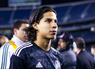 Diego Lainez, entre las esperanzas de La Liga española