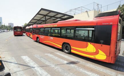 Cierran estación Escuadrón 201 del Metrobús en ambos sentidos