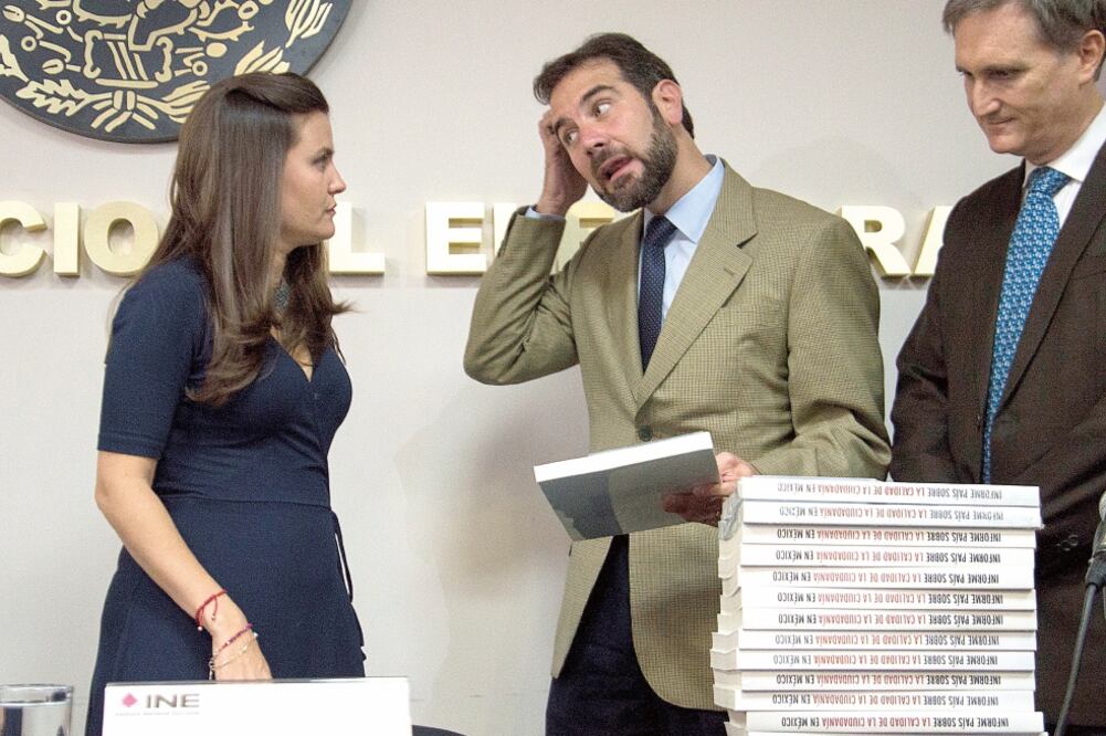 Lorenzo Córdova y Alexandra Haas, presidenta del Conapred, señalan que en México, a pesar de los esfuerzos, la discriminación es un problema latente (CUA RTOSCURO)