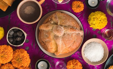 Se arma el Festival del Pan de Muerto en la Roma