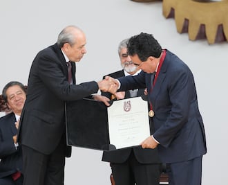 El arquitecto español Santiago Calatrava recibe "honoris causa" del IPN