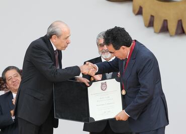 El arquitecto español Santiago Calatrava recibe "honoris causa" del IPN