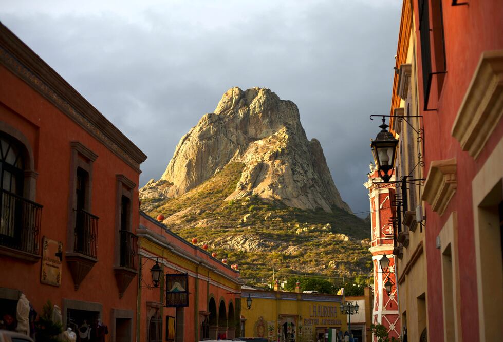  Peña de Bernal. Conoce su cultura, la ciencia y la tecnología (Foto: Xinhua/Shi Sisi)