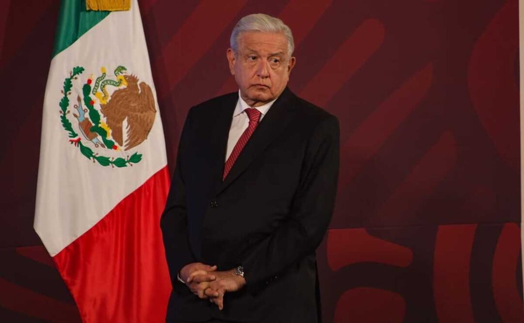 López Obrador criticó que los conservadores piensan que el pueblo no existe, lo menosprecian y no le tiene amor. Foto: Hugo Salvador / EL UNIVERSAL