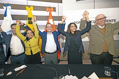 Registran PAN, PRD y MC alianza Por México al Frente