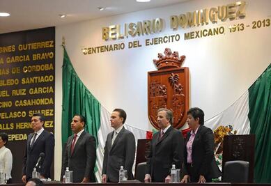 Velasco Coello presenta su tercer informe de gobierno