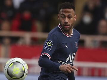 Neymar entrena con PSG al límite de estar borracho, reportan en Francia