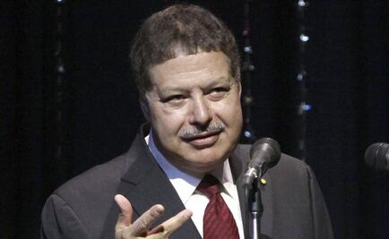 Muere el Premio Nobel de Química Ahmed Zuweil