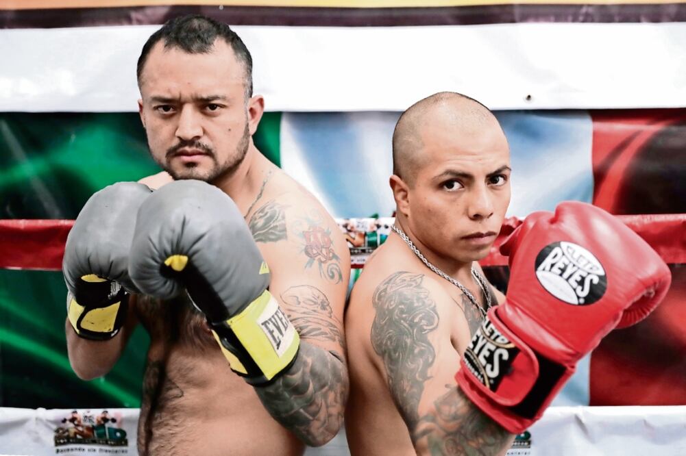 Juan José Rivera y Osvaldo “Chucky ” Razón buscan destacar y recomponer sus vidas en el boxeo (FOTOS: IVÁN STEPHENS. EL UNIVERSAL)
