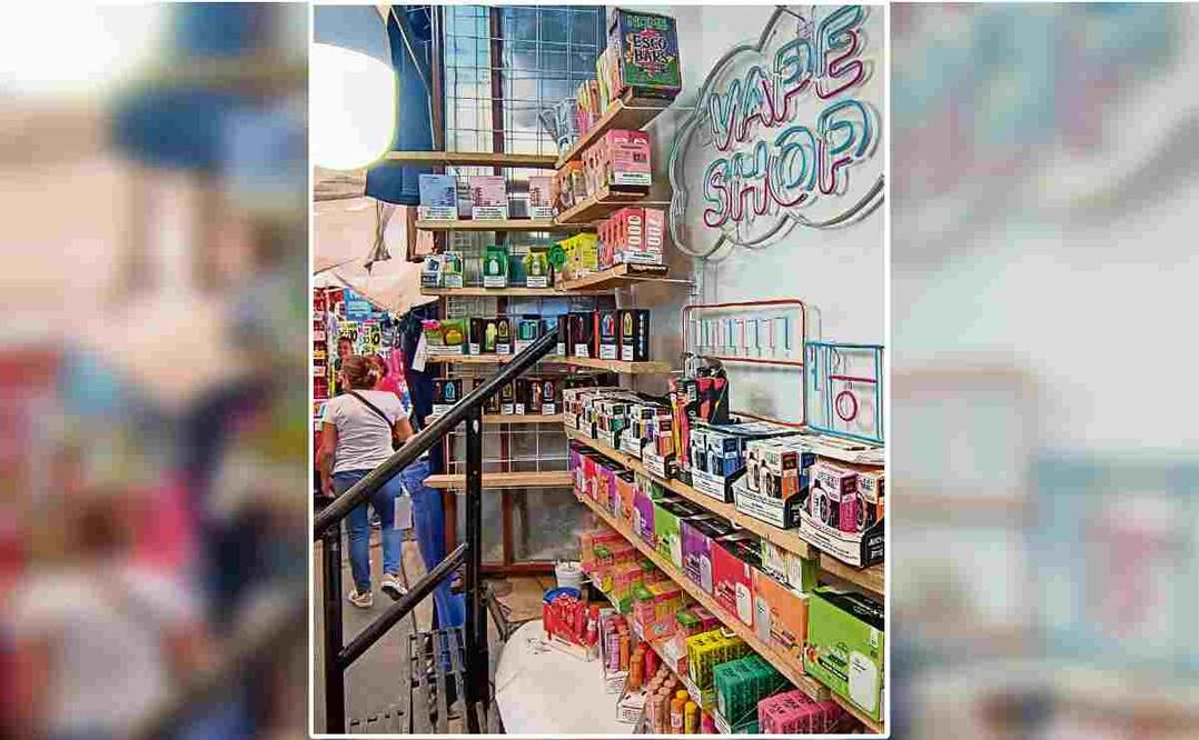 En Tepito los comercios ofrecen una amplia variedad de vapeadores y cigarrillos electrónicos, tanto de nicotina como de cannabis. Foto: Luis Camacho | El Universal