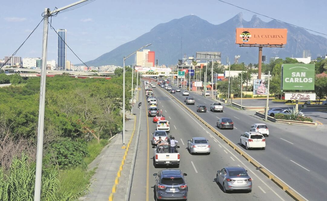 Las autoridades ya rastrean los automotores con placas falsas, aseguran. Foto: ARCHIVO EL UNIVERSAL
