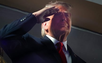 Trump asiste al juego de los Knicks y los Spurs; el público responde con fuertes abucheos