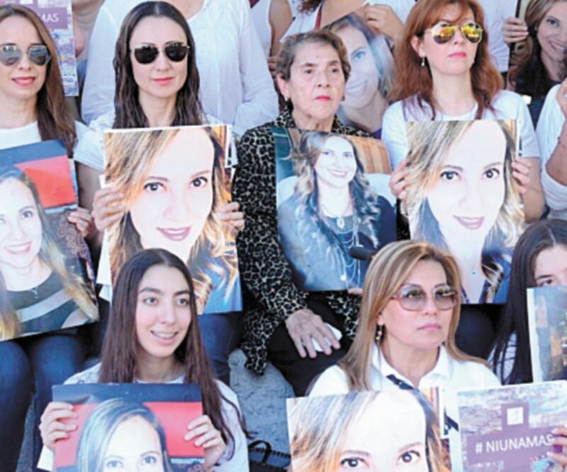 Familiares de Abril Pérez Sagaón, quien falleció el pasado 25 de noviembre y había sido amenazada de muerte por su esposo, han pedido justicia. Foto/Archivo El Universal