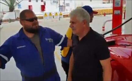 Tuca Ferretti confiesa a aficionado por qué no llegó al banquillo de Rayados; "El pu... del Tato no quiso"