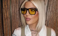 Tori Spelling sufre accidente vial con sus hijos; su rápida reacción ayudó a reducir el impacto