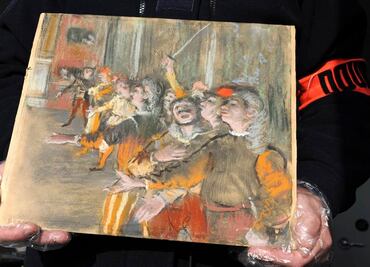 Degas robado es hallado en un autobús