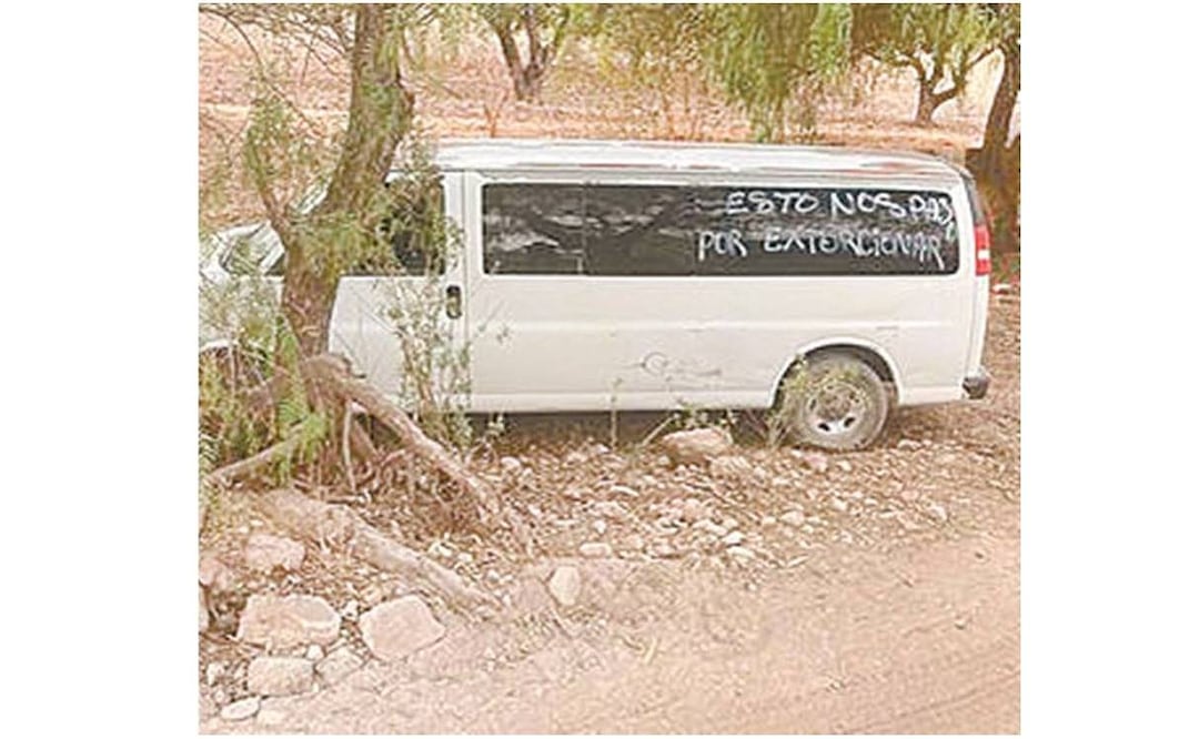 La camioneta fue localizada en la comunidad de Campuzano. Foto: Especial.