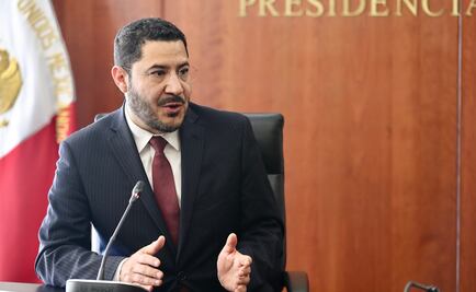 Justo que gastos médicos mayores los pague cada servidor público: Batres