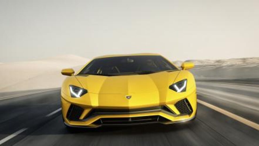 Lamborghini limitará a 8 mil unidades su producción