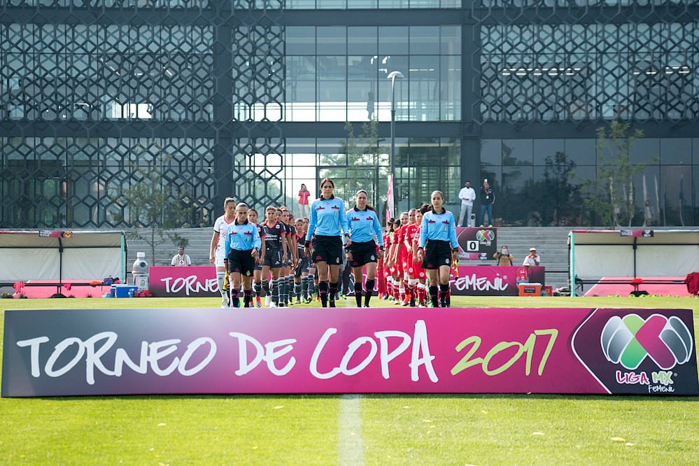 Protocolo de inicio en Torneo de Copa