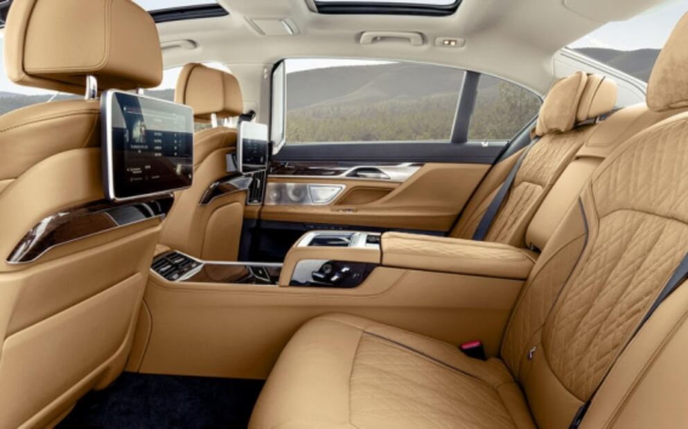 Los opcionales más caros, y raros, que puedes pedir al comprar un coche de lujo