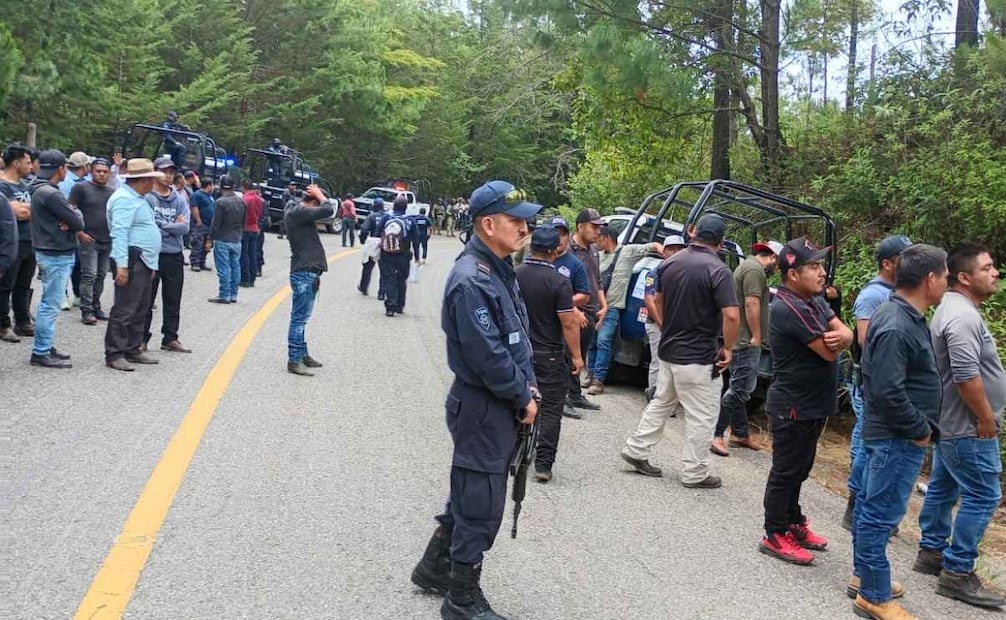 Hallan sin vida a 6 hombres y dos mujeres en El Bosque, Chiapas; investigan presunta disputa por venta de drogas.
Foto: Especial.