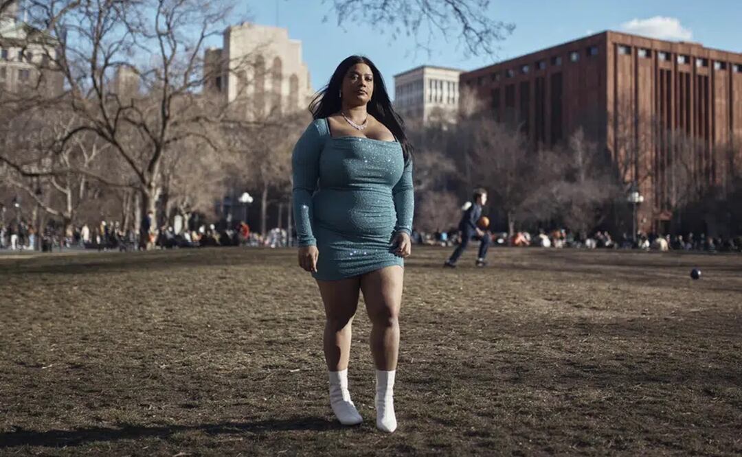 La australiana Noelle Martin de 28 años encontró pornografía de ella en internet hecha con imágenes de realidad virtual. Foto: AP