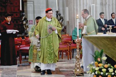 Llama Rivera a respetar principios de la Iglesia