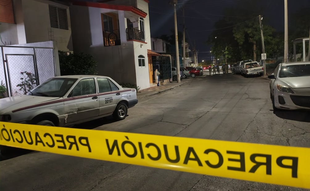 Una persona del sexo femenino fue lesionada sobre la calle Municipio Libre del fraccionamiento Barrancos. Foto: Especial
