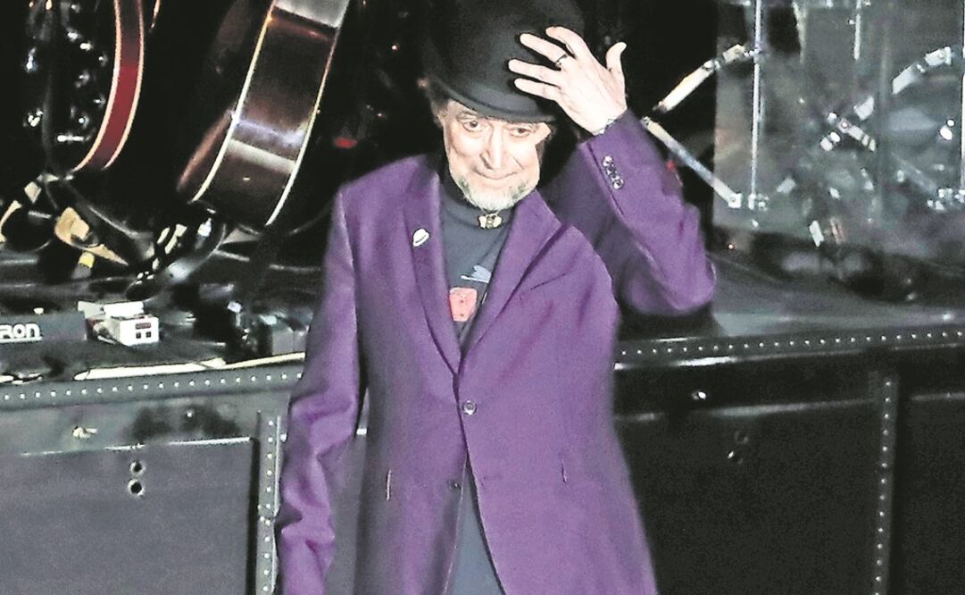 El recital incluyó temas como “Quien más quien menos” y “No tan deprisa”. (IVAN STEPHENS. EL UNIVERSAL)