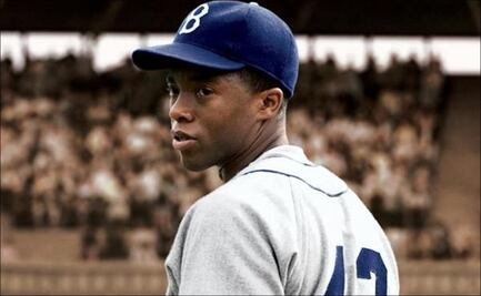 Chadwick Boseman muere el día de Jackie Robinson, a quien interpretó