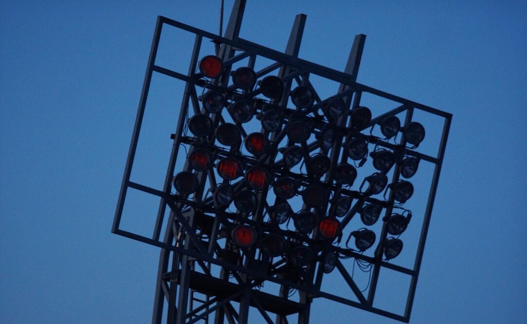 El apagón del Estadio TSM en Torreón / Foto: Imago7