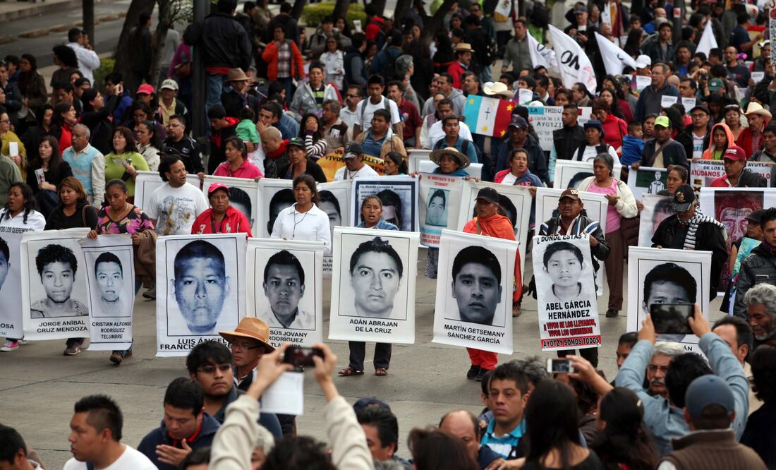 La FGR ha anunciado que las investigaciones para dar con el paradero de los jóvenes iniciará de cero / Archivo. EL UNIVERSAL