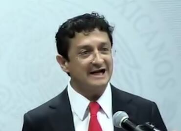 Mexican anti-graft chief resigns at dawn of new corruption rules