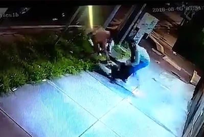 Pareja asalta a transeúnte en calles de Tlalpan