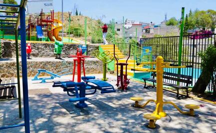 Lía Limón entrega módulo de juegos en colonia Barrio Norte